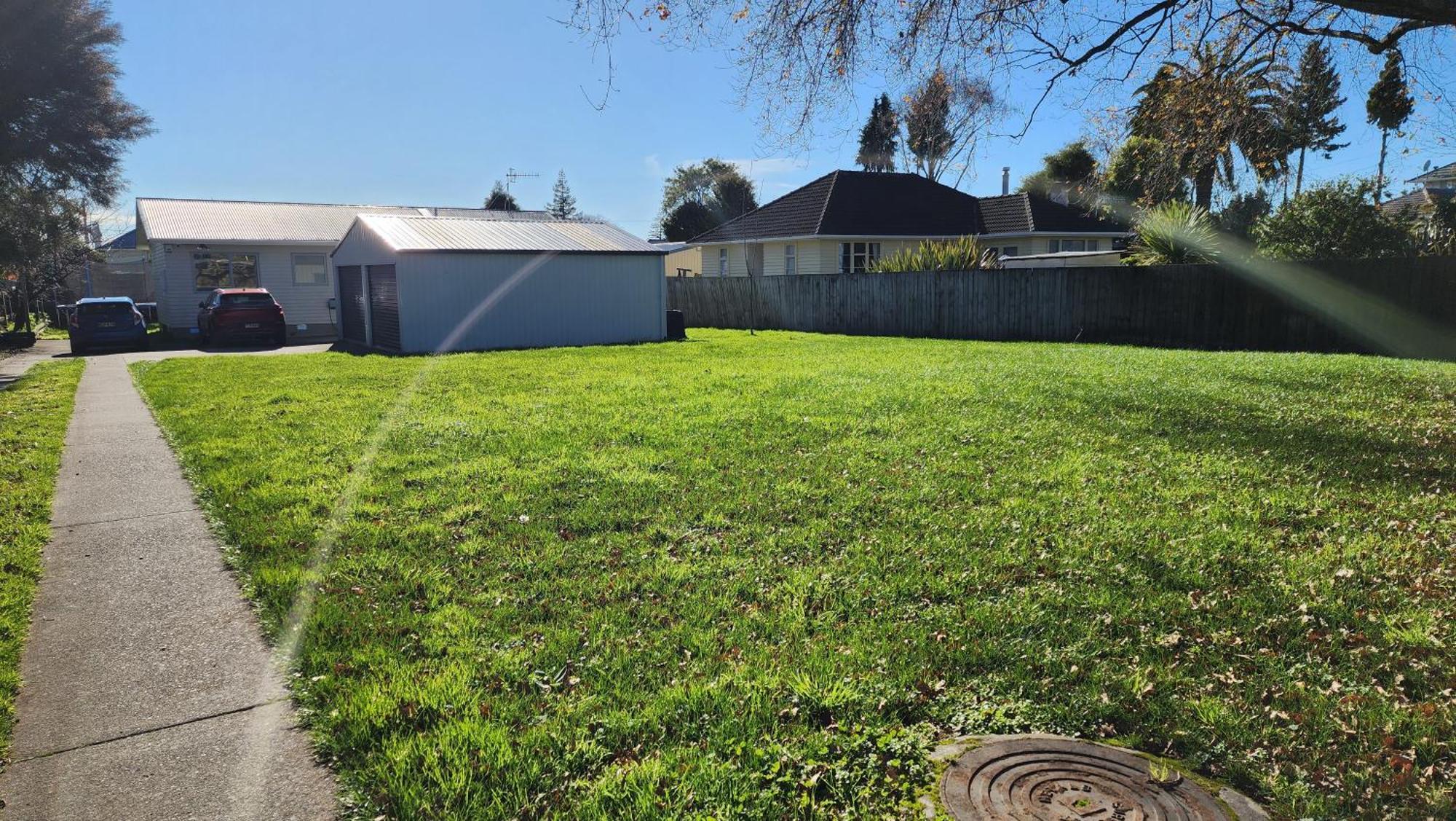 Oaktree Entire Holiday Home, Sleeps 8 To12 Rotorua Exterior photo